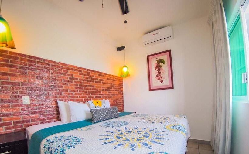 标准工作室, Suites Nadia Puerto Vallarta