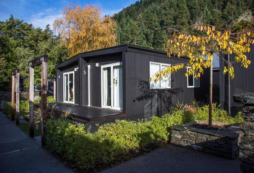 בית, חדר שינה 1, Pinewood Queenstown