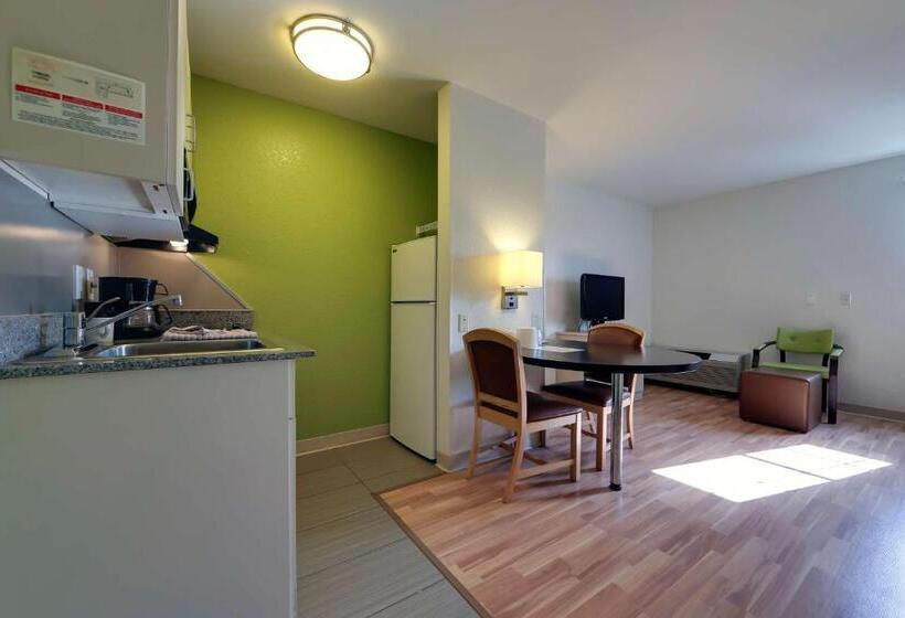 חדר סטנדרט מותאם לאדם עם מוגבלויות, Studio 6 Toronto   Mississauga With Kitchenettes