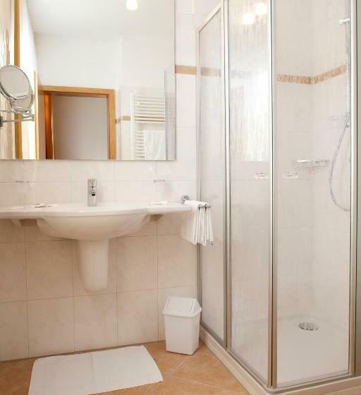 Quarto Estandar Individual, Clemenswerther Hof