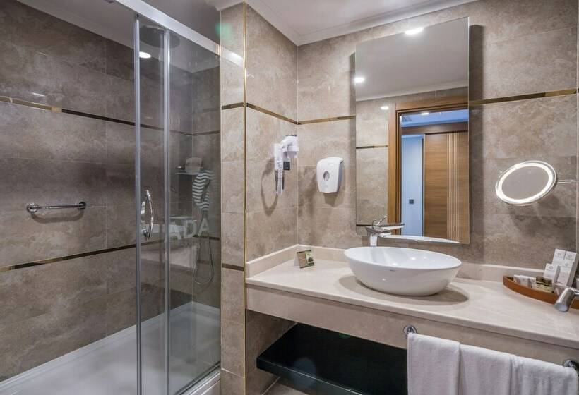 Quarto Estandar Vista Mar Lateral, Adalya Elite Lara