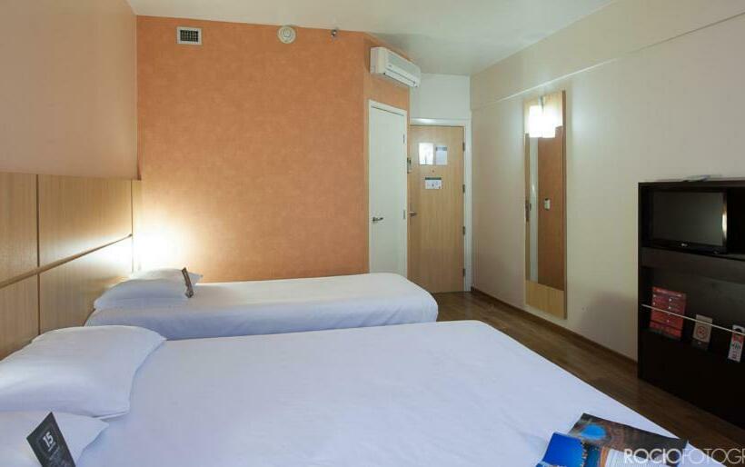 标准间, Ibis Uberlandia