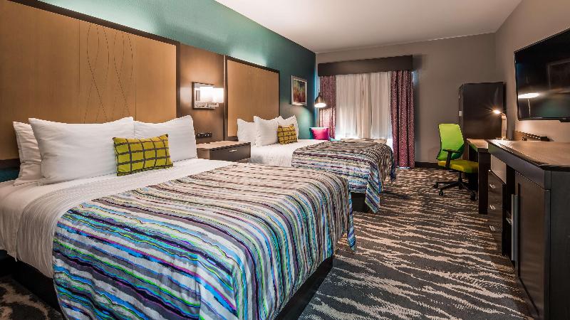 Полулюкс Вид на Бассейн, Miraggio Thermal Spa Resort
