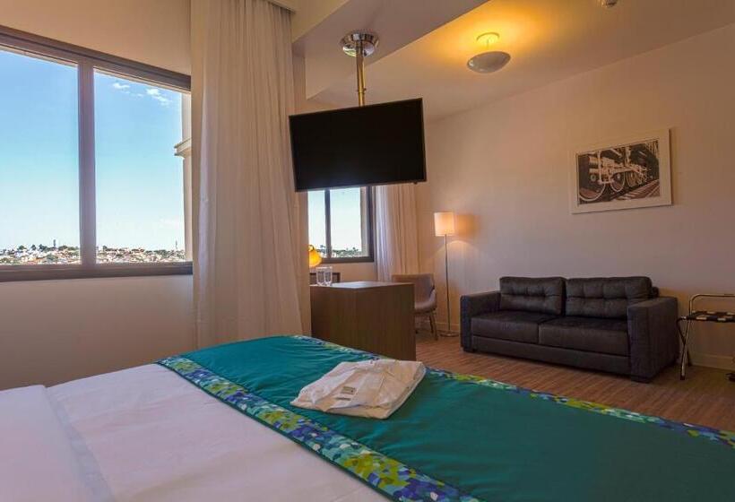 Люкс, Blue Tree Towers Valinhos