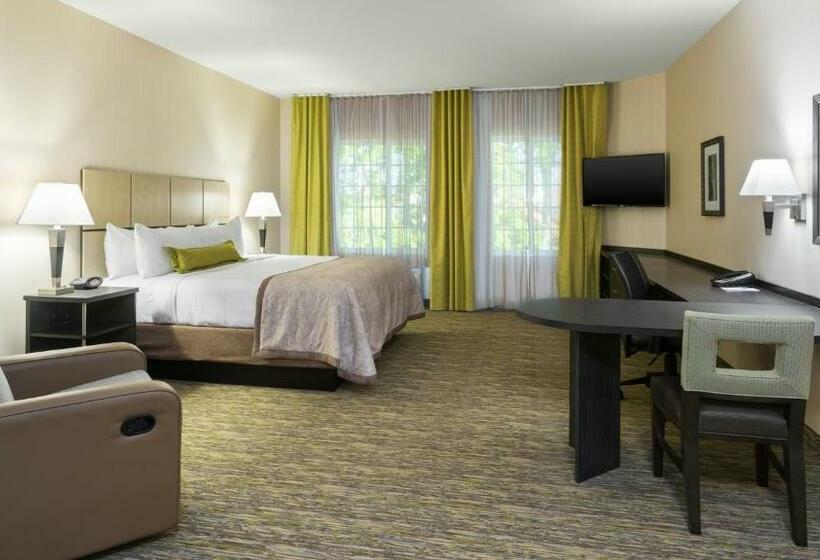 Номер Стандарт, Candlewood Suites Grove City   Outlet Center, An Ihg