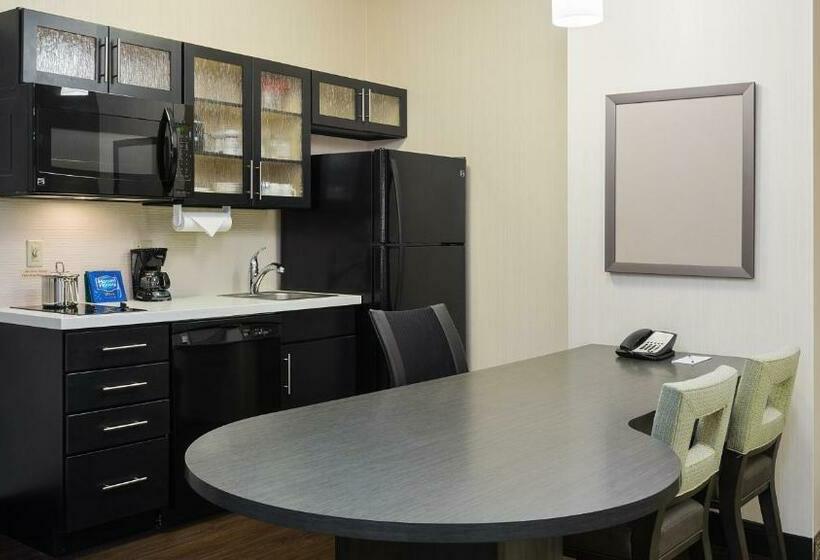 Студия Стандарт, Candlewood Suites Grove City   Outlet Center, An Ihg