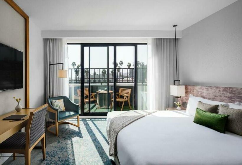 Стандартный Номер Кровать Кинг, Dream Hollywood, By Hyatt