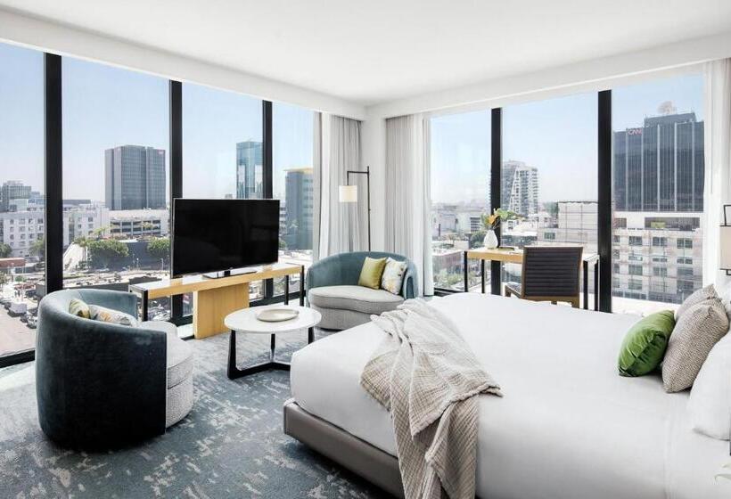 Студио Стандарт Кровать Кинг, Dream Hollywood, By Hyatt