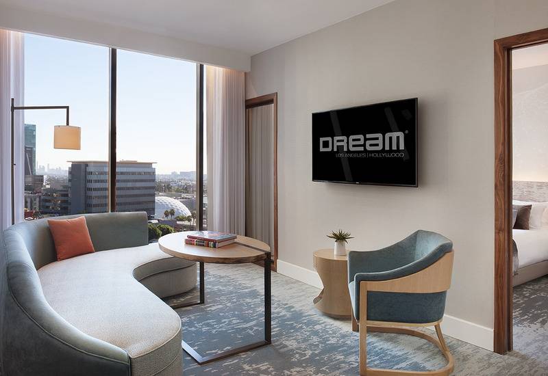 غرفة قياسية سرير كينج, Dream Hollywood, By Hyatt