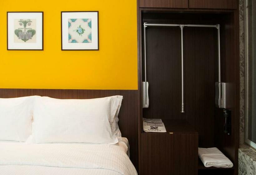 Chambre Deluxe, Estadia