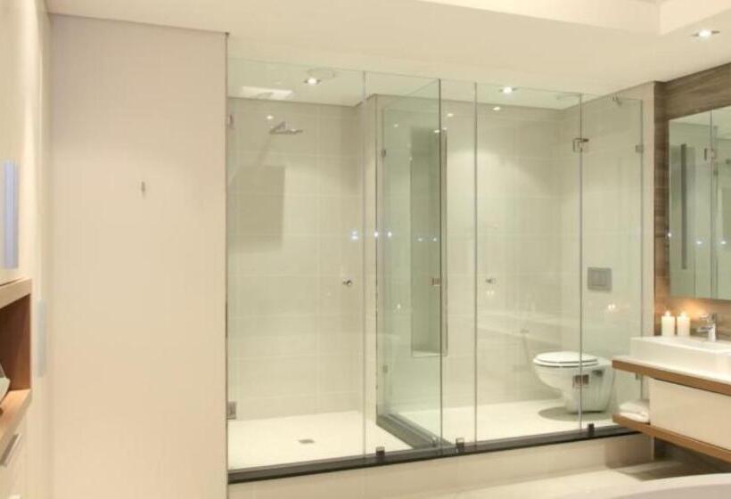 Апартаменты Deluxe 2 Спальни, The Residences At Crystal Towers