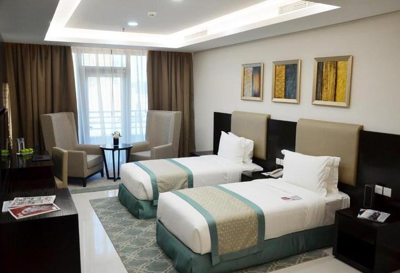 آپارتمان 3 خوابه, Ramada Hotel And Suites Amwaj Islands