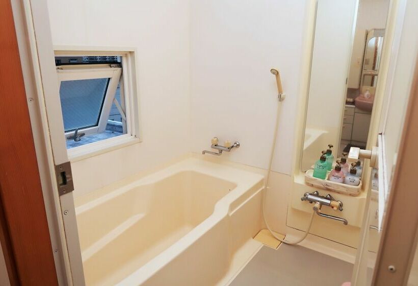 Трехместный Номер Стандарт Совместная Ванная, Otaru Ekimae Guest House Ito   Hostel
