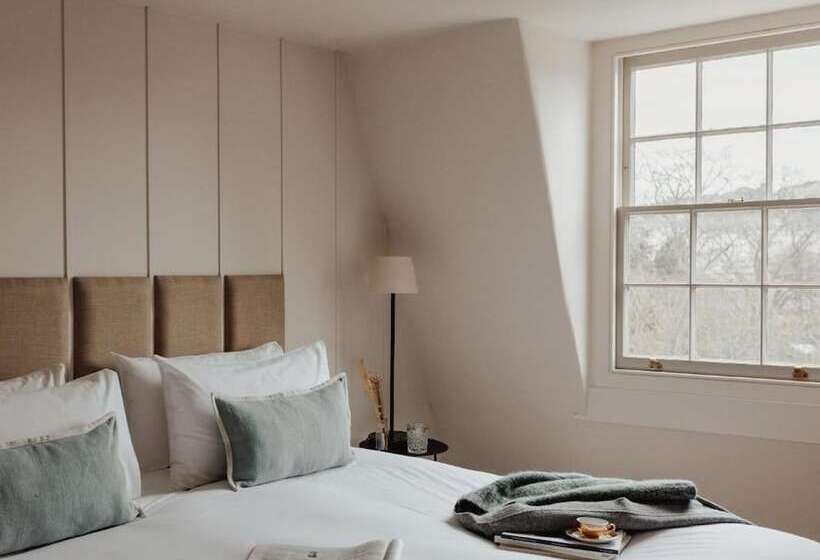 Полулюкс, No 15 By Guesthouse, Bath