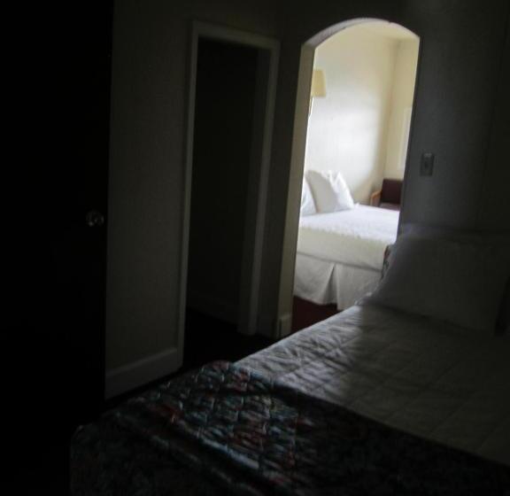 Номер Стандарт 2 Двуспальные Кровати, Big Horn Motel