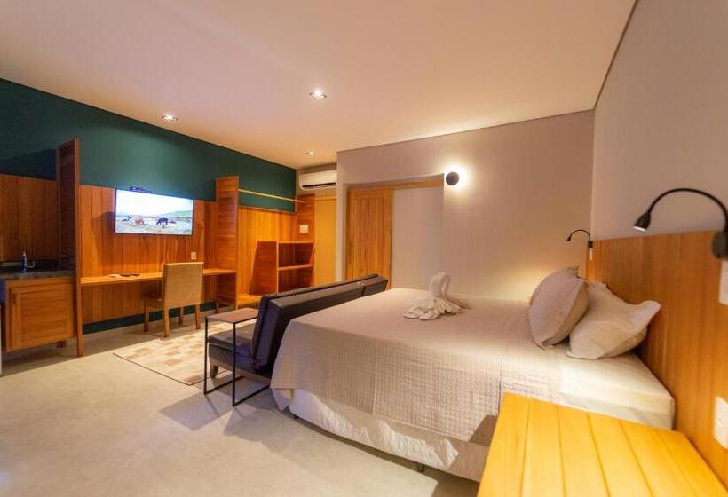 Quarto Triplo Estandar, Da Praça