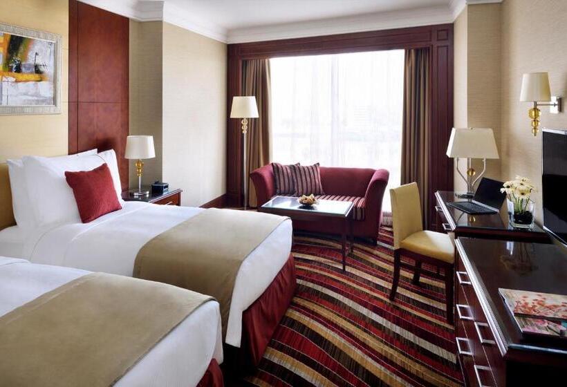 Номер Executive, Mövenpick Hotel City Star Jeddah