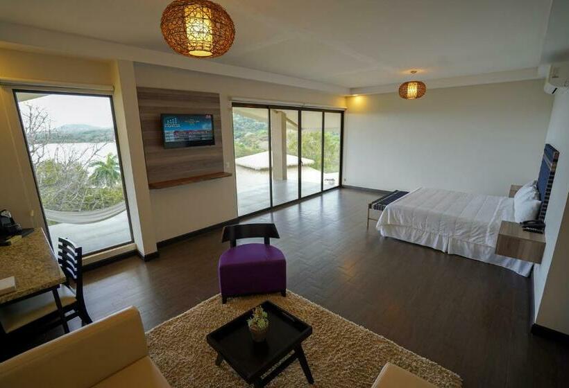 주니어 스위트, Nammbu Beach Front Bungalows
