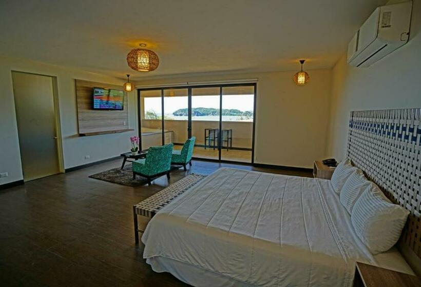 스위트, Nammbu Beach Front Bungalows