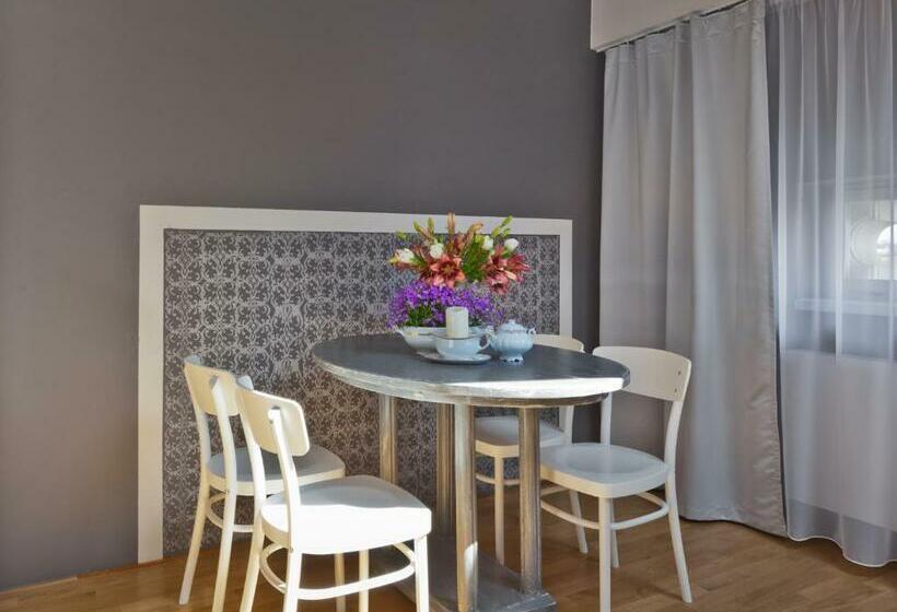 Estúdio Familiar, Royal Prague City Apartments