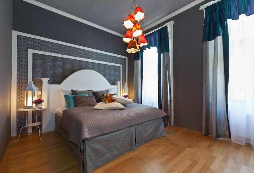 Escritório Superior, Royal Prague City Apartments