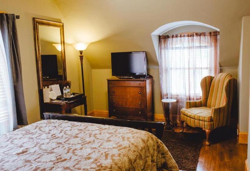 חדר סטנדרט עם מיטת קווין, Leonard At Logan House