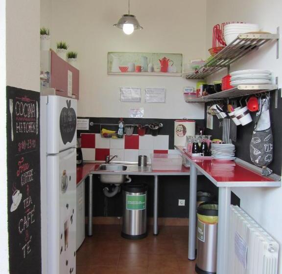 标准单人间共用浴室, Bilbao Akelarre Hostel