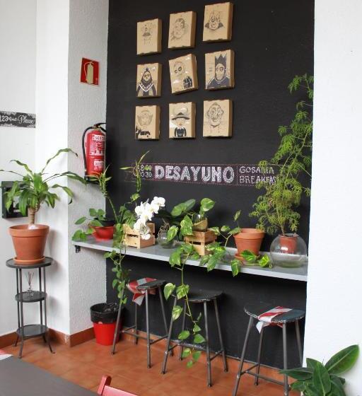 Quarto Triplo Estandar, Bilbao Akelarre Hostel