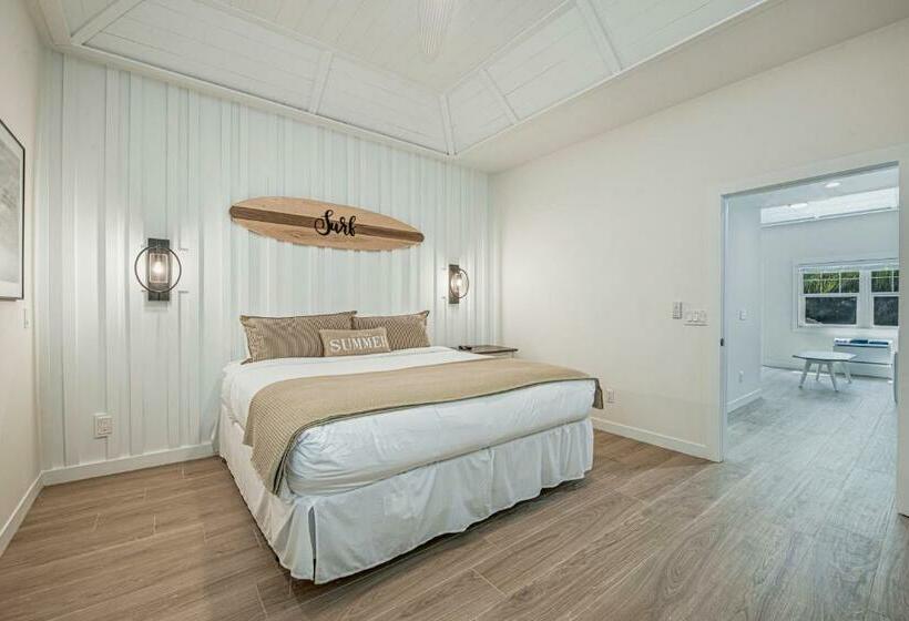 스위트, Casey Key Resorts  Beachfront