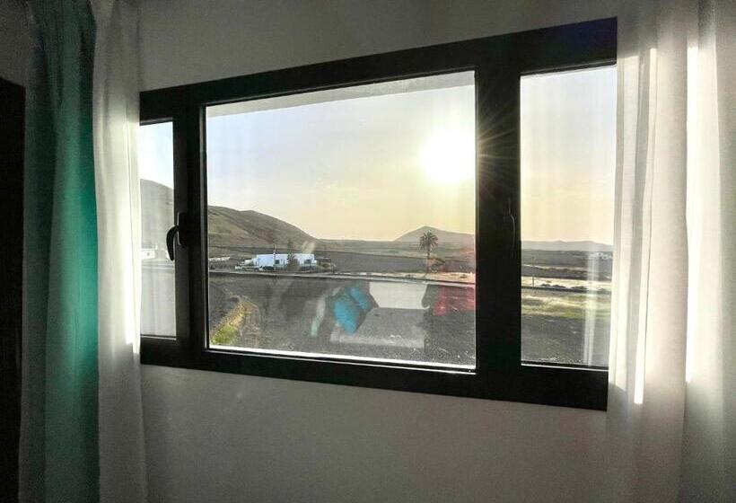اتاق لوکس با وان آب گرم, Finca Marisa