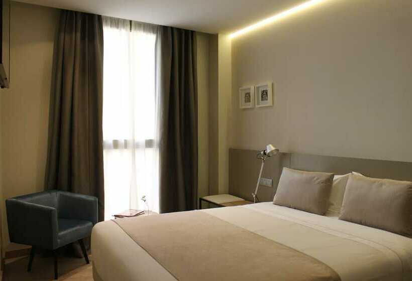 Habitación Estándar con Vistas, Well And Come Barcelona