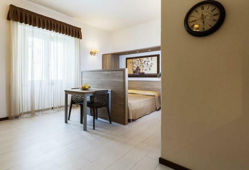 استودیوی استاندارد, Le Residenze Del Centro