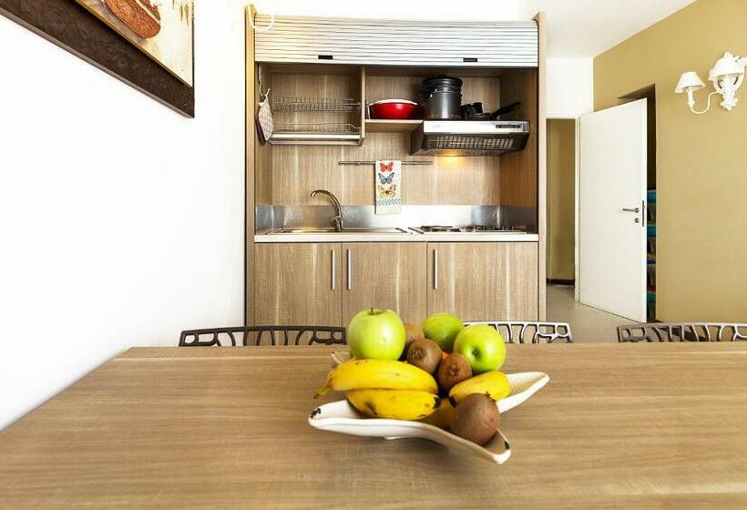 آپارتمان 2 خوابه با بالکن, Le Residenze Del Centro