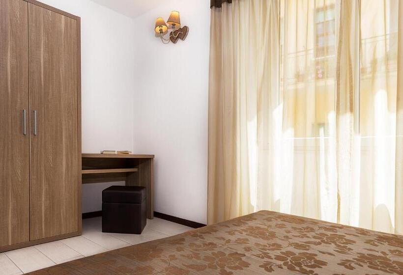 آپارتمان 2 خوابه با بالکن, Le Residenze Del Centro