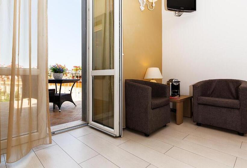 استودیو استاندارد با تراس, Le Residenze Del Centro