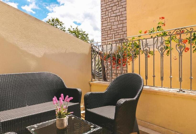 آپارتمان 1 خوابه با تراس, Le Residenze Del Centro