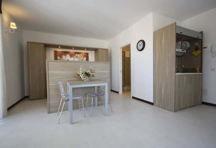 استودیوی استاندارد, Le Residenze Del Centro