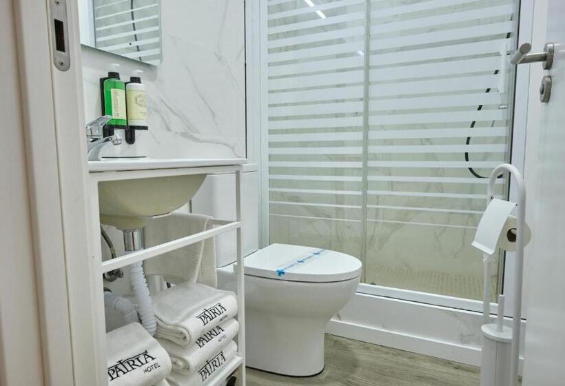 Quarto Triplo Estandar, Patria