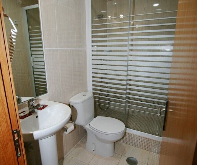 Quarto Estandar, Patria