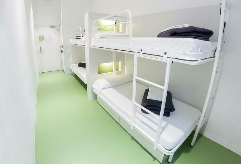 Кровать в Общей Комнате, Sant Jordi Hostels Rock Palace