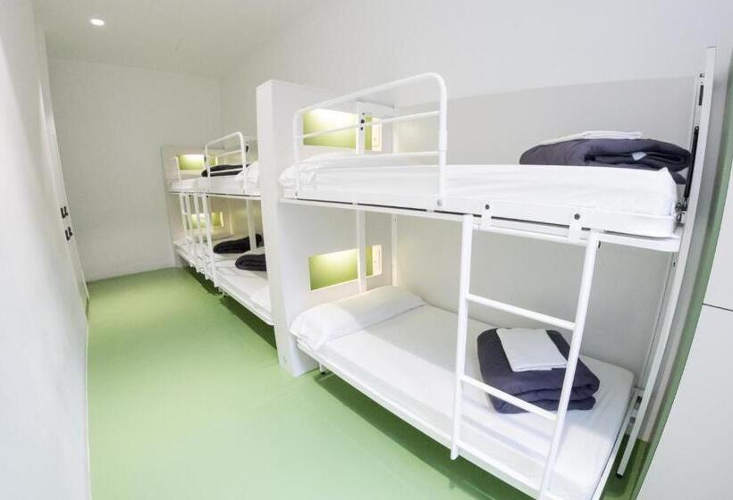 Кровать в Общей Комнате, Sant Jordi Hostels Rock Palace