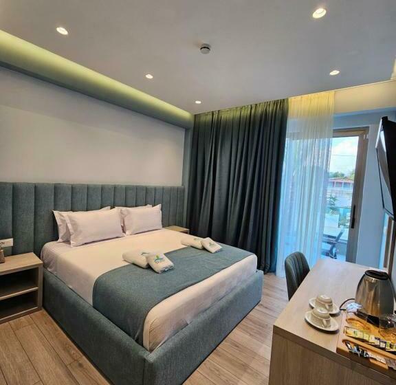 Полулюкс с Бассейном, Seacoast Resort Halkidiki