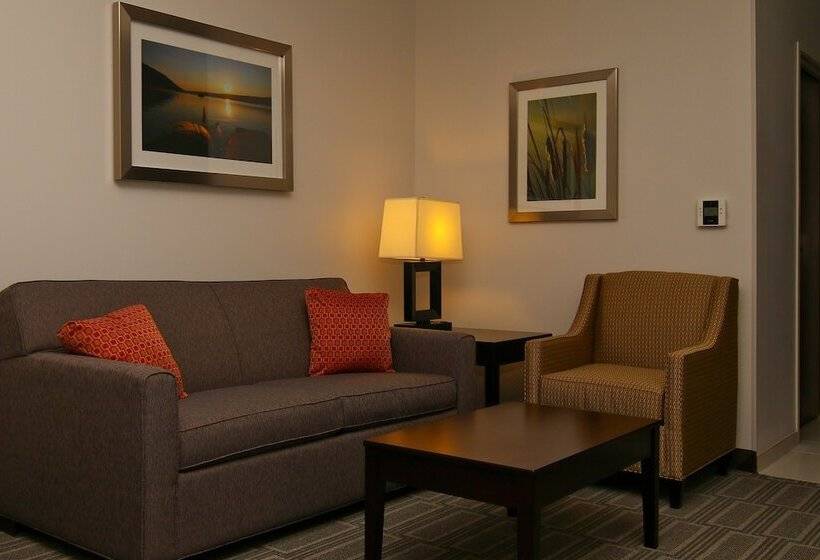 Люкс, Best Western Plus The Hammondsport