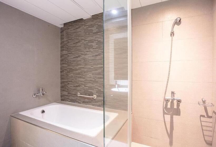 اتاق لوکس با چشم‌انداز دریا, 觀海樓海景大飯店 Hotel Cloud Riverside