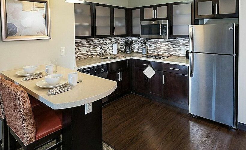 Студия Стандарт, Staybridge Suites Omaha West By Ihg