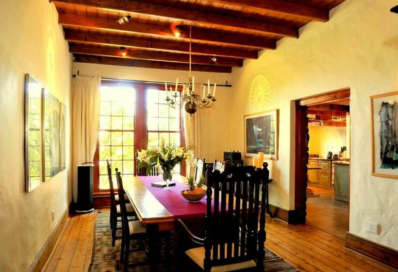 Suite with Terrace, Kronendal Heritage