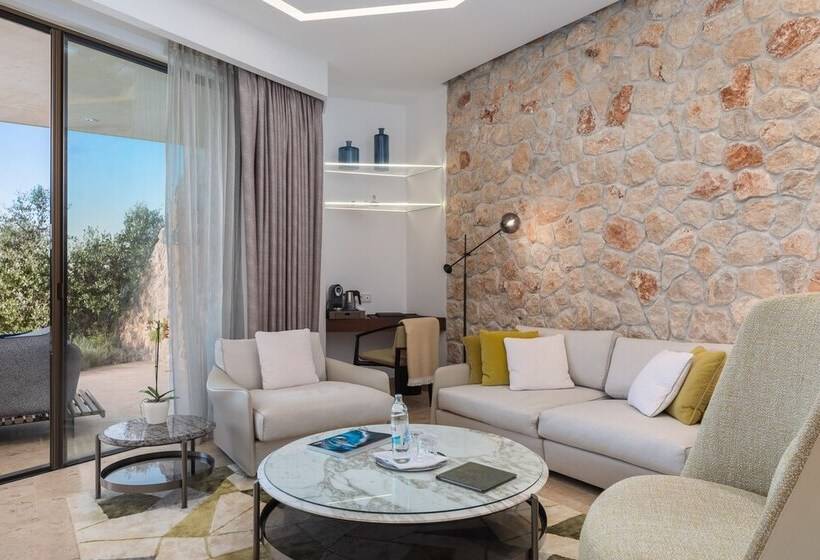 Люкс Deluxe Вид на Море, Villa Nai 3.3