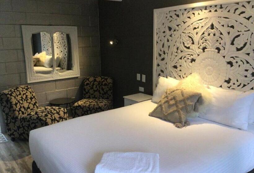 디럭스 스위트, Buderim Fiesta Motel
