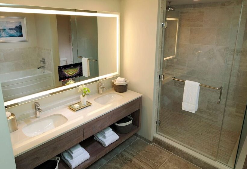 Люкс Premium 2 Спальни, Hilton Grand Vacations Club Ocean Oak Resort Hilton Head