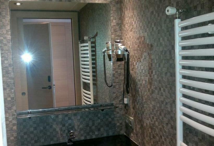 Номер Стандарт, 9 Sant Antoni